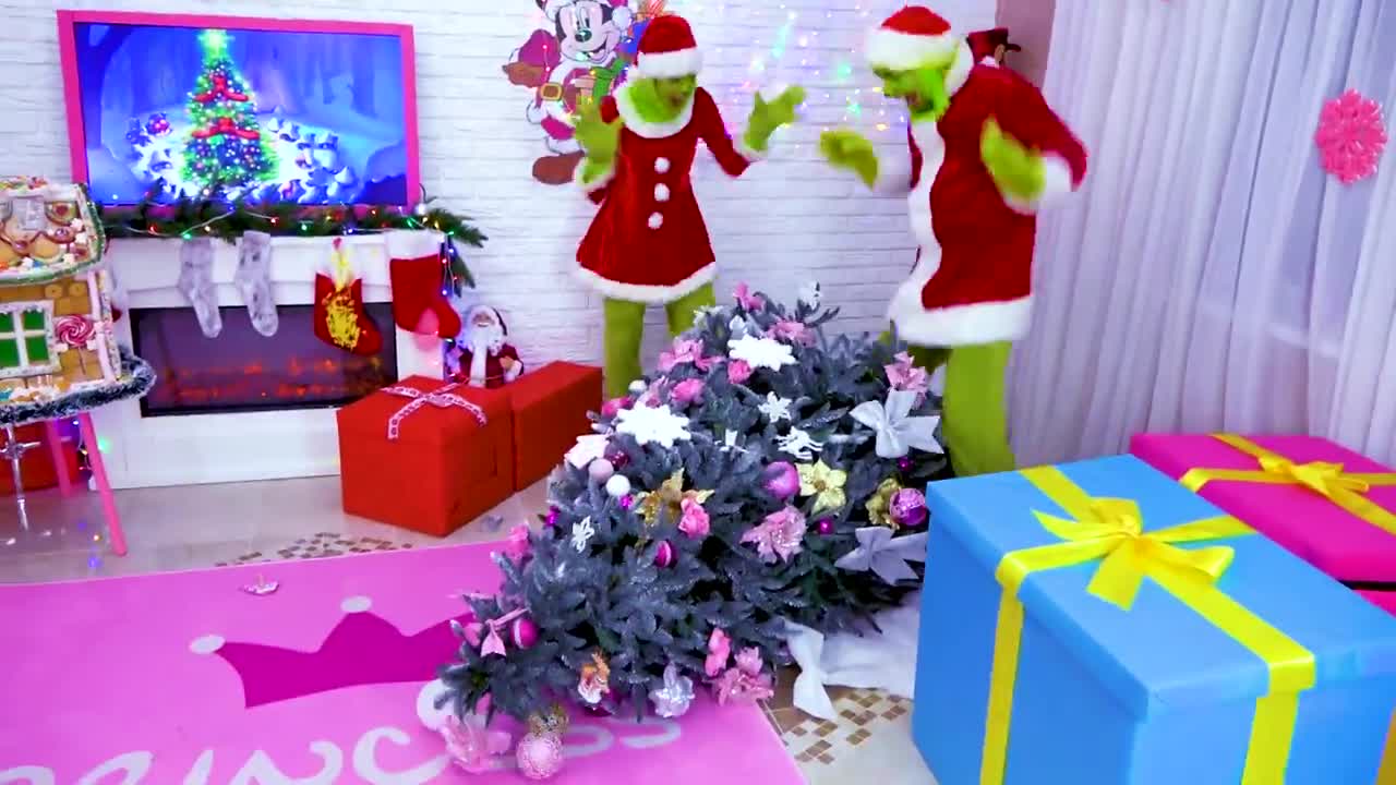 Learn about the history and tradition of making gingerbread houses at Christmas time. A fun and educational holiday baking show.